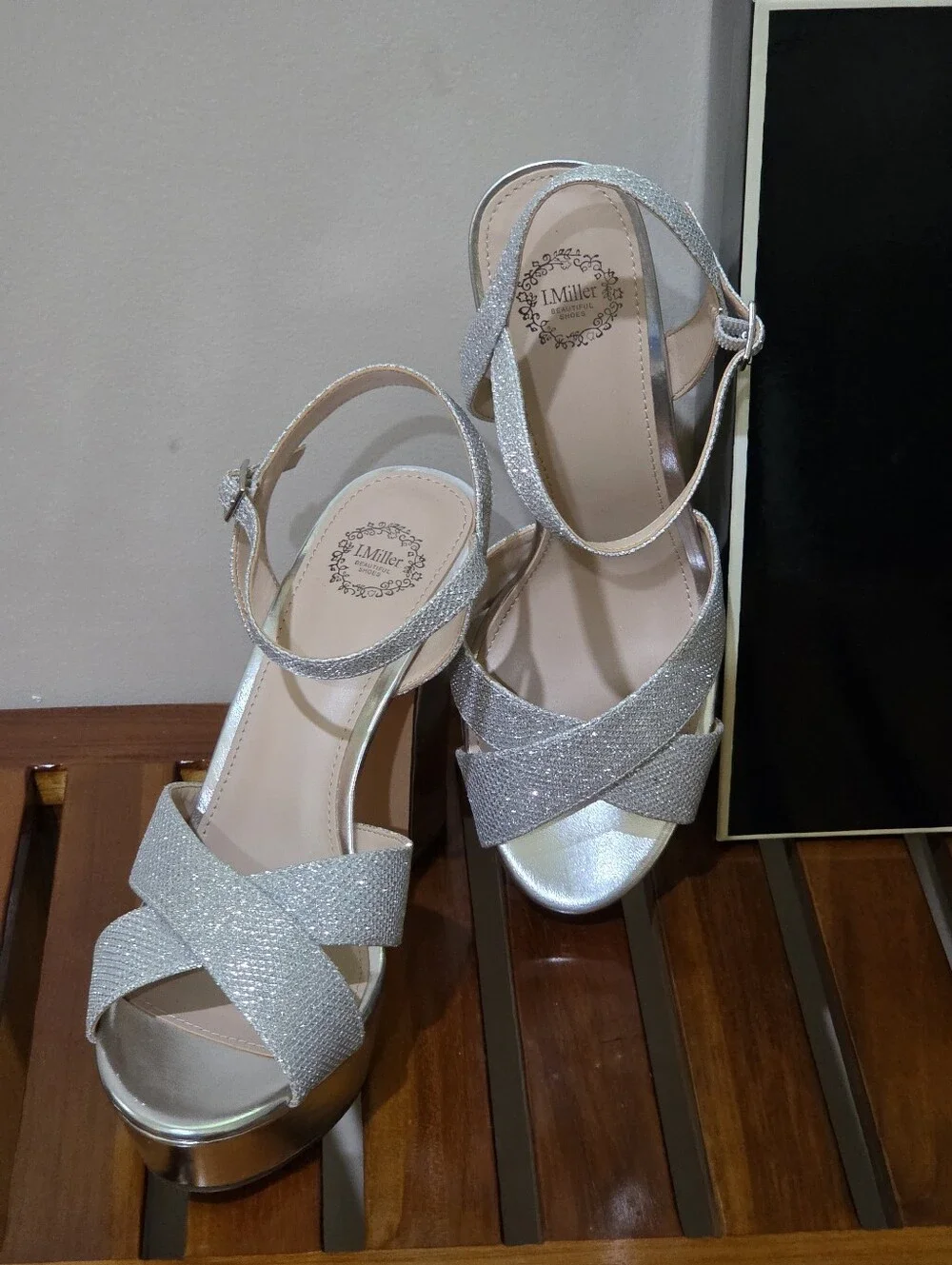 I.Miller Samien Silver Glitter Platform 5